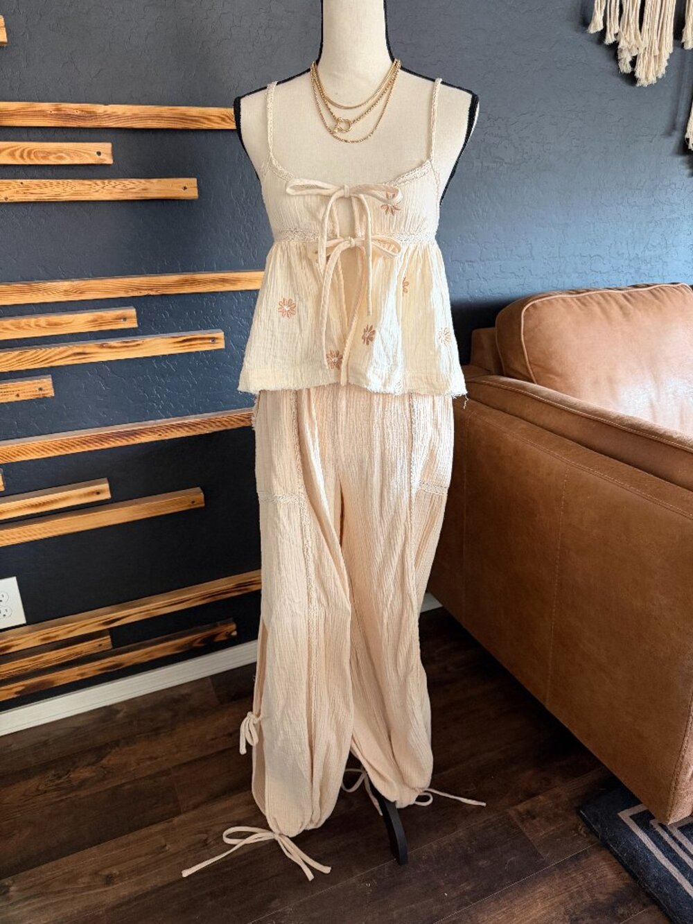 Gauze Floral Crop Top And Pant Set - NEVER WORN